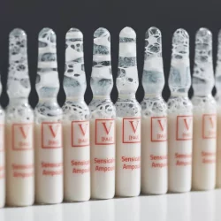 Fau Sensicalm Ampoule, 2 мл - Успокаивающий ампульный концентрат для чувствительной кожи